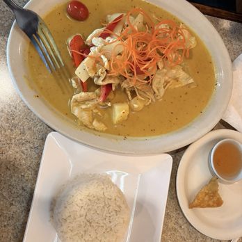 Thai Chilli Pepper Lakeland - Yellow curry Chicken - Thai Near Me - Lakeland, Florida