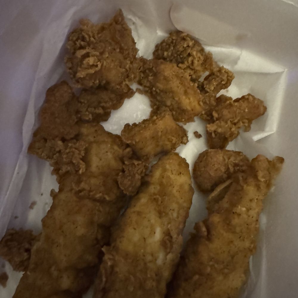 KFC - Supposed to be 6 tenders & 12 nuggets - Fast Food Near Me - Dunedin, Florida KFC - Supposed to be 6 tenders & 12 nuggets - Fast Food Near Me - Dunedin, Florida