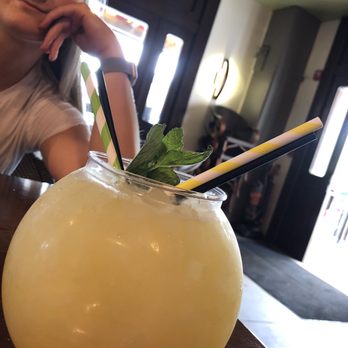 Fiorella's Italian Kitchen - Punchbowl - Pizza Near Me - Oxon Hill, Maryland