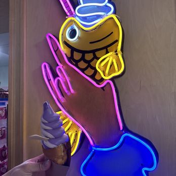 Omg Squee - Desserts Near Me - Austin, Texas