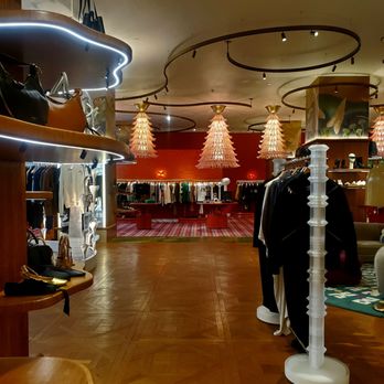 Printemps - atmosphere  -  -  - 3/10/2026 - Department Stores Near Me - New York, New York