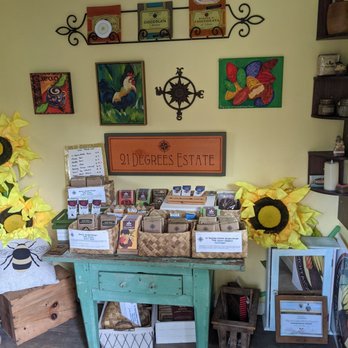 21 Degrees Estate - Inside the little store. - Tours Near Me - Kaneohe, Hawaii 21 Degrees Estate - Inside the little store. - Tours Near Me - Kaneohe, Hawaii