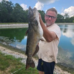 Pinnon Lake Cabins - Great fishing