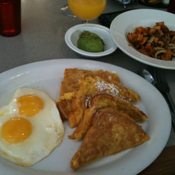 Jack's Restaurant & Bakery - french toadt & 2 synny sideup - American Near Me - Bishop, California