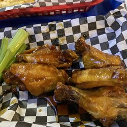 Jersey's Sports Bar - Honey Garlic (with a slight kick)