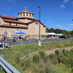 Holy Trinity Greek Orthodox Church - No lines between lunch and dinner - get to greek food festival