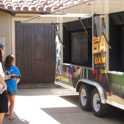 Mobile Game Theater - 3 Outside screens on Game Truck in San Diego. 28 players at once.