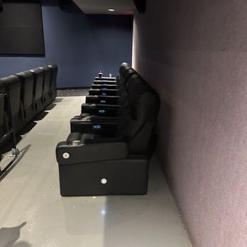 Imagine Cinemas Promenade - Recliner seats - Cinema Near Me - Thornhill, Ontario