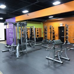 Anytime Fitness - Weight Room