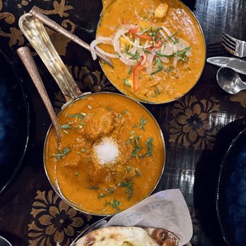 Sula Indian Restaurant - Top to bottom: Paneer Butter Masala, Lamb Vindaloo, Garlic Naan - Indian Near Me - Vancouver, British Columbia Sula Indian Restaurant - Top to bottom: Paneer Butter Masala, Lamb Vindaloo, Garlic Naan - Indian Near Me - Vancouver, British Columbia