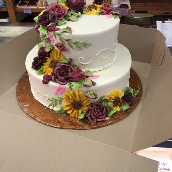Clay's Creative Corner Bakery - Bakeries Near Me - Berwyn, Pennsylvania