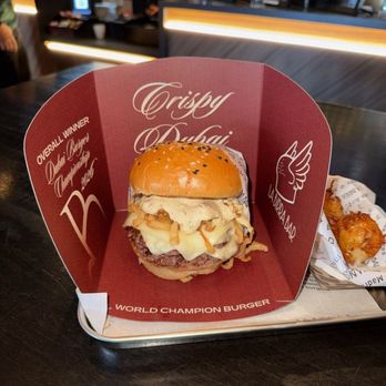 La Birra Bar - Dubai Truffle Burger - Burgers Near Me - North Miami Beach, Florida La Birra Bar - Dubai Truffle Burger - Burgers Near Me - North Miami Beach, Florida