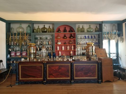 Hugh Mercer Apothecary Shop by null
