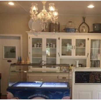 Knightsville Cafe - Ice Cream & Frozen Yogurt Near Me - Summerville, South Carolina