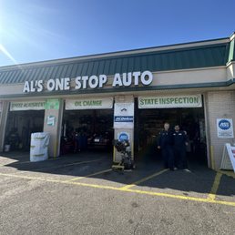 Al's One Stop Auto, Al and his workers Al's One Stop Auto, Al and his workers