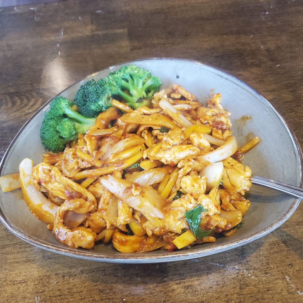 Burma Spice - Mango chicken - Burmese Near Me - Redwood City, California Burma Spice - Mango chicken - Burmese Near Me - Redwood City, California
