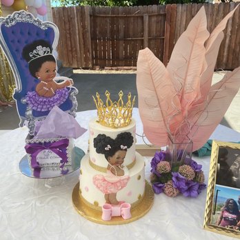 The Cupcake Shoppe - The 2 tier cake - Bakeries Near Me - Hayward, California The Cupcake Shoppe - The 2 tier cake - Bakeries Near Me - Hayward, California
