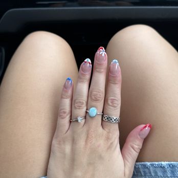 Lagi Spa And Nails - Acrylic nail set - Nail Salons Near Me - Draper, Utah