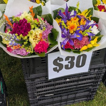 Orting Valley Farmers Market - Flower bouquets - Farmers Market Near Me - Orting, Washington Orting Valley Farmers Market - Flower bouquets - Farmers Market Near Me - Orting, Washington
