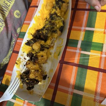 Sonic Drive-In - Why would you serve this! This is suppose to be chilli cheese fries. Never again - Ice Cream & Frozen Yogurt Near Me - Alsip, Illinois Sonic Drive-In - Why would you serve this! This is suppose to be chilli cheese fries. Never again - Ice Cream & Frozen Yogurt Near Me - Alsip, Illinois