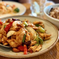 Cashew Chicken