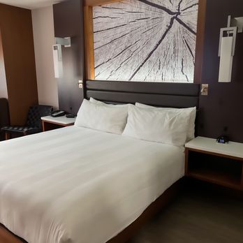 Walnut Creek Marriott - Bed - Hotels Near Me - Walnut Creek, California Walnut Creek Marriott - Bed - Hotels Near Me - Walnut Creek, California