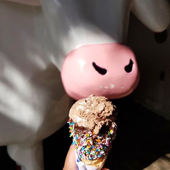 COWS - Fluff ‘n Udder - Ice Cream & Frozen Yogurt Near Me - Whistler, British Columbia COWS - Fluff ‘n Udder - Ice Cream & Frozen Yogurt Near Me - Whistler, British Columbia