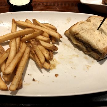 LongHorn Steakhouse - Steak sandwich and fries - Steakhouses Near Me - Jacksonville, Florida LongHorn Steakhouse - Steak sandwich and fries - Steakhouses Near Me - Jacksonville, Florida