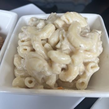 Clive's Cafe - Macaroni Salad - Caribbean Near Me - Miami, Florida