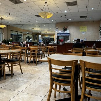 Pho Vie - Inside - Vietnamese Near Me - Westminster, California
