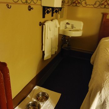 Olympic Club Hotel - Cinema Near Me - Centralia, Washington
