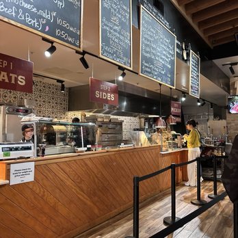 2Fifty Texas BBQ - Inside - Barbeque Near Me - Washington, DC, District of Columbia