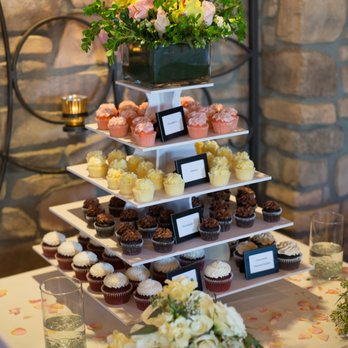 Frost It Cakery - Wedding Cupcake Tower - Bakeries Near Me - Thousand Oaks, California