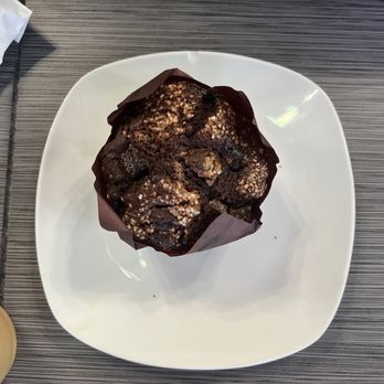 Liquid Bistro - Chocolate chip muffin - Coffee & Tea Near Me - Kingman, Arizona