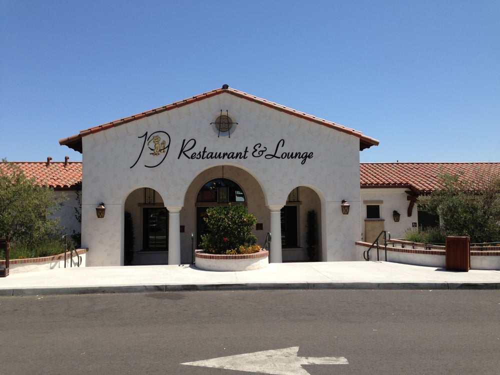 W. Steve S.'s review of 19 Restaurant & Lounge