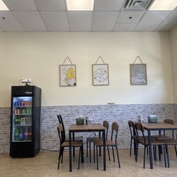 Gobong Chicken - Seating available