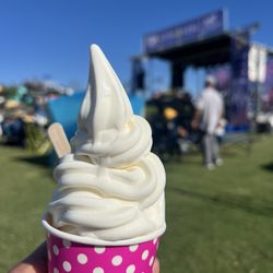 Central Square Park - 2nd Annual 80s Rewind Music Festival hosted by Cota Vera in Chula Vista, CA it was AWESOME!