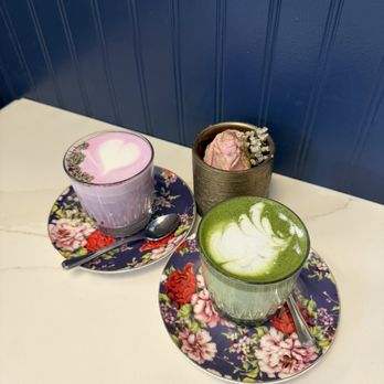 Little Hen - Lavender latte Matcha latte - Breakfast & Brunch Near Me - New York, New York Little Hen - Lavender latte Matcha latte - Breakfast & Brunch Near Me - New York, New York