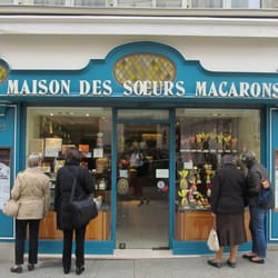 Maison des Soeurs Macarons - Front door