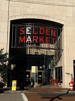 Selden Market by null