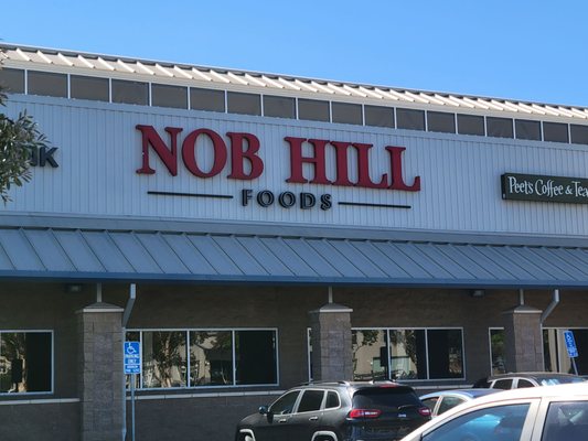 Bridgeside Shopping Center by null