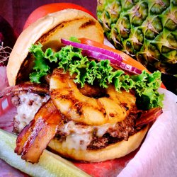 Long Doggers - Indialantic - Hawaiian Crush Burger