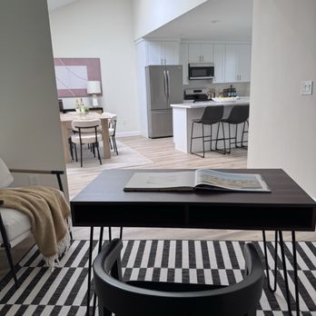 21 DESIGN STUDIO - Office Space - Interior Design Near Me 21 DESIGN STUDIO - Office Space - Interior Design Near Me