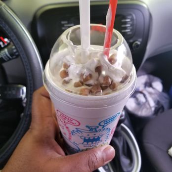 Sonic Drive-In - Peanut butter cookie dough master blast - Fast Food Near Me - Leesburg, Florida Sonic Drive-In - Peanut butter cookie dough master blast - Fast Food Near Me - Leesburg, Florida