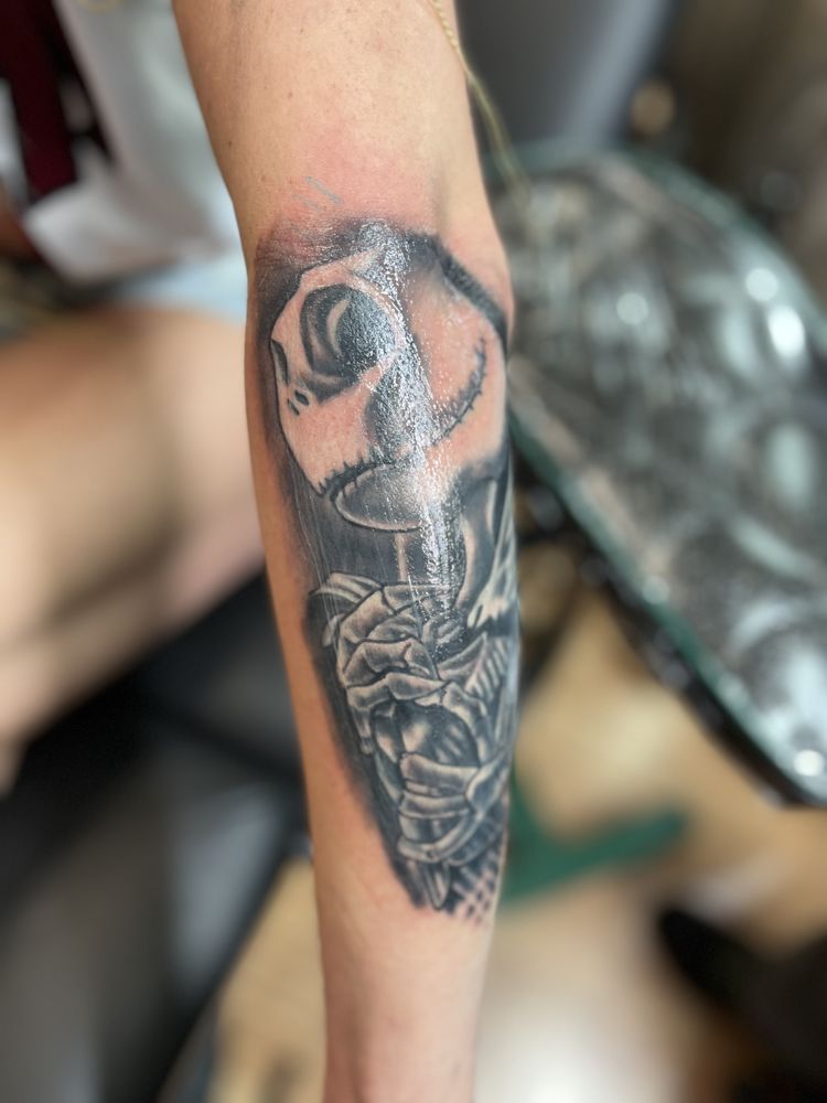 RELENTLESS TATTOO PARLOR Updated August 2024 59 Photos 201