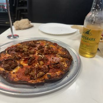 Pizza At The Pass - 5 stars aren't enough.  We had the meat lovers pizza and it was absolutely amazing! - Pizza Near Me - Orange Beach, Alabama