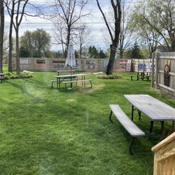 Ron and Pats Pizza Shack - Outdoor seating area that is Dog Friendly!