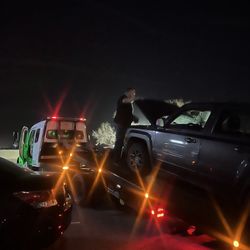 Lucky’s Towing & Transfer - Service