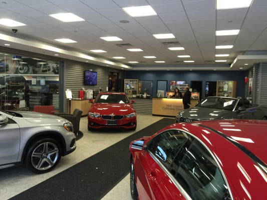 MID ISLAND COLLISION - Updated June 2025 - 46 Photos & 75 Reviews - 20