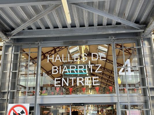 Halles de Biarritz by null